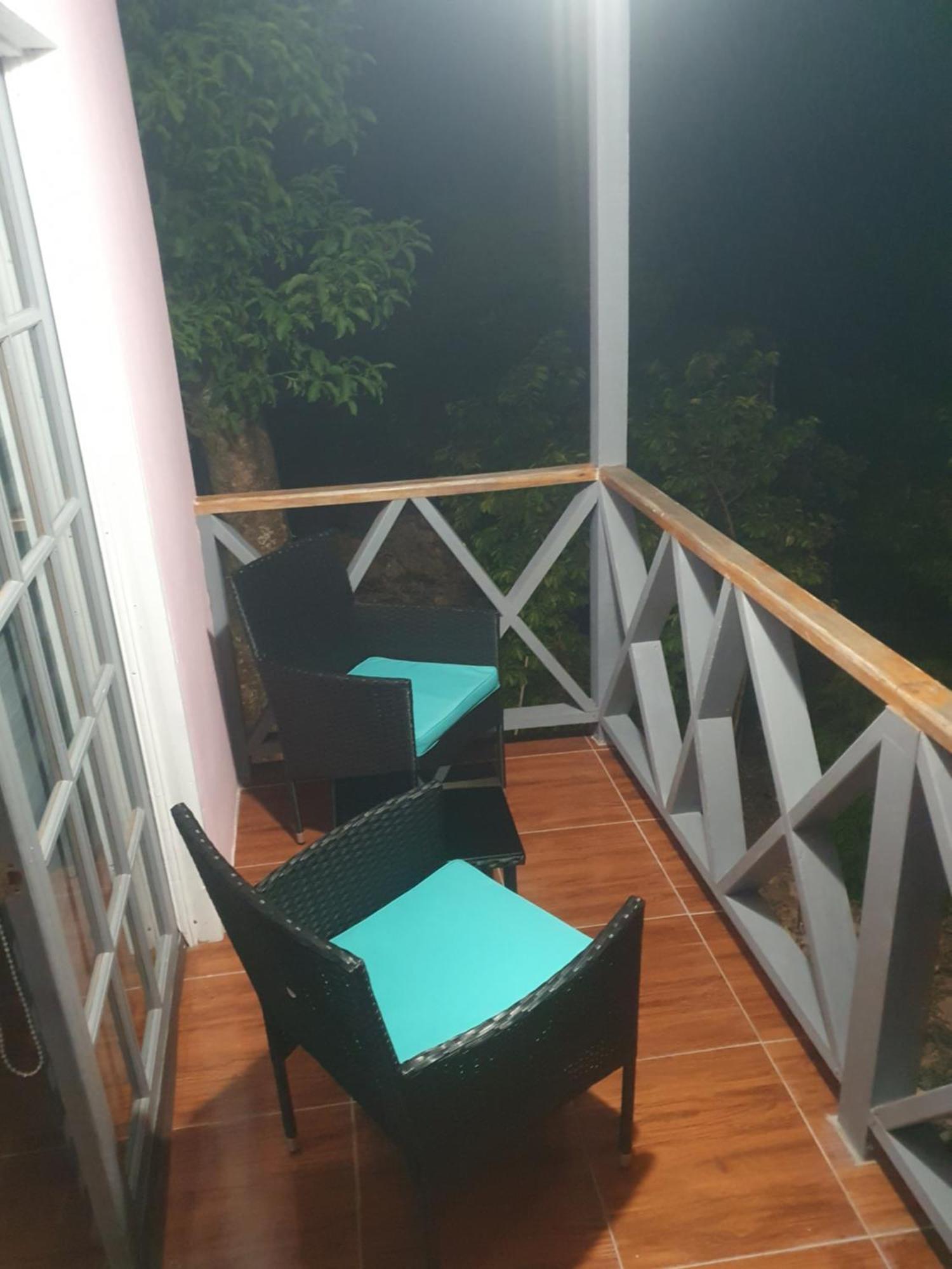 Alex'S Place - Tim Pappies Port Antonio Exterior photo